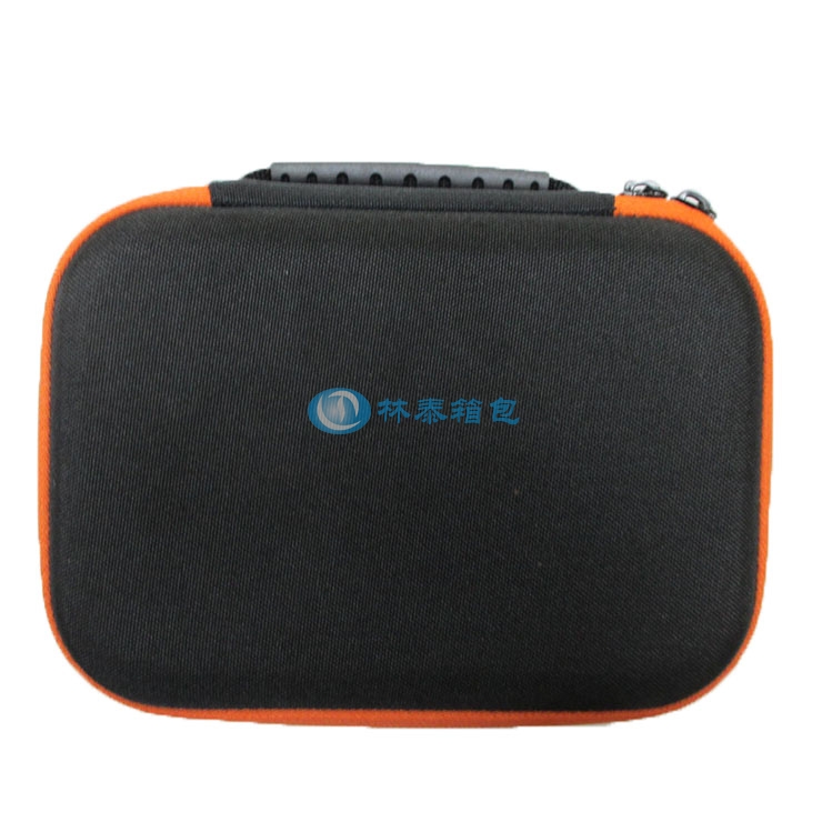 (非標(biāo)準(zhǔn)小號)外黑里橙 EVA相機包正面圖 (非標(biāo)準(zhǔn)小號)外黑里橙 EVA相機包正面圖