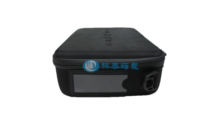 LT-193 電工工具包側(cè)面細(xì)節(jié) LT-193 電工工具包側(cè)面細(xì)節(jié)